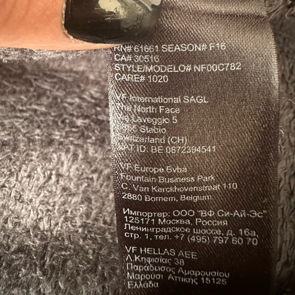 The North Face Osito Fleece Jackets Women's Size Medium. - Picture 7 of 7